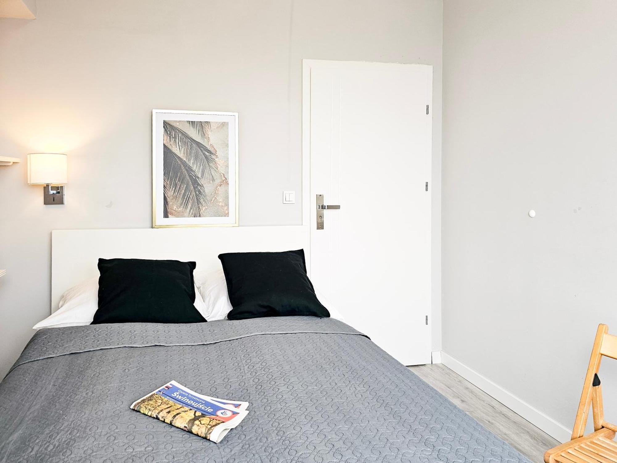 Visit Baltic - Platan Tower Grey Apartment Swinoujscie Exterior photo